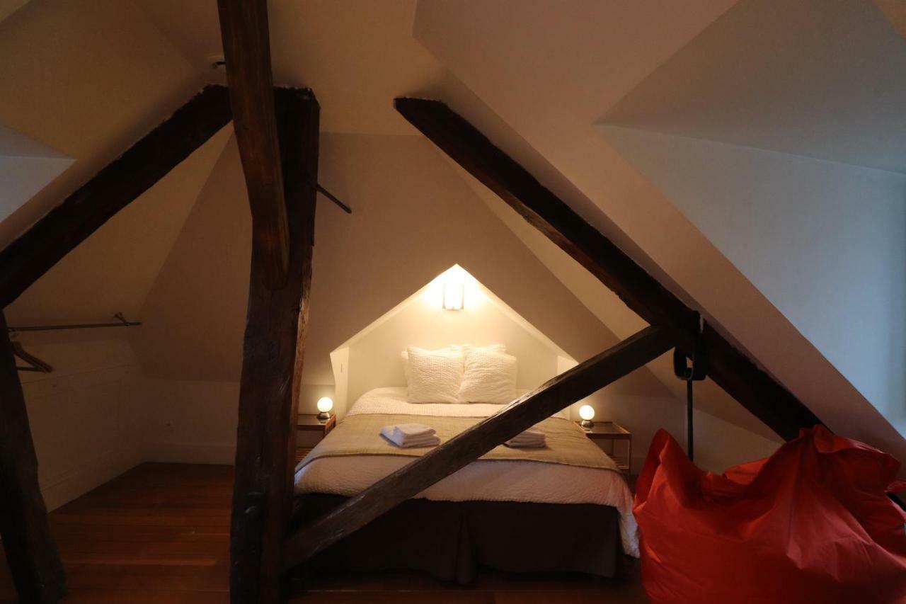 Bed and Breakfast Le Doyenne - Entree Autonome - Hypercentre Le Mans Exterior foto