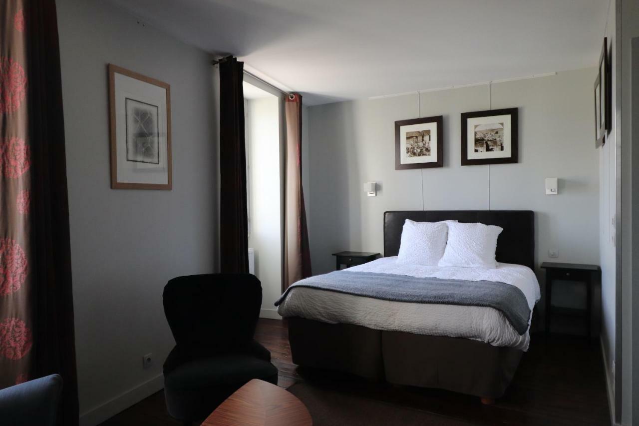 Bed and Breakfast Le Doyenne - Entree Autonome - Hypercentre Le Mans Exterior foto