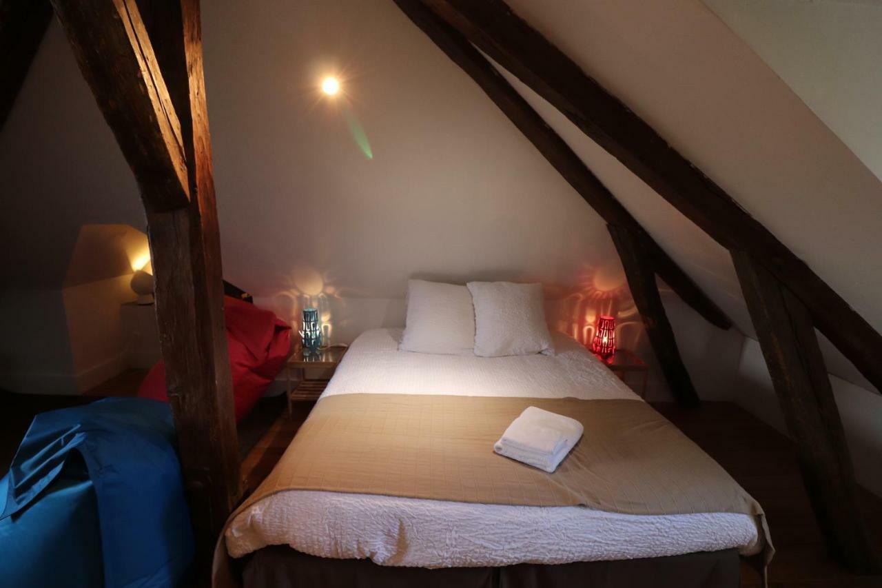 Bed and Breakfast Le Doyenne - Entree Autonome - Hypercentre Le Mans Exterior foto